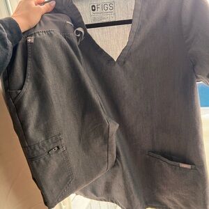 Figs Charcoal Gray V-Neck Scrub Top and joggers